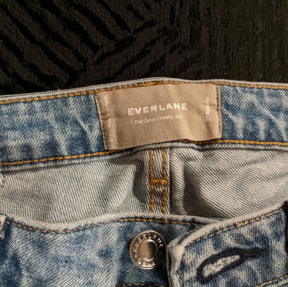Everlane Curvy Cheeky Denim Jeans - light vintage wash